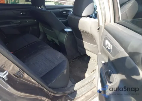 2017 Nissan Altima 2.5 S z USA, uszkodzony, nr VIN 1N4AL3AP9HN322827